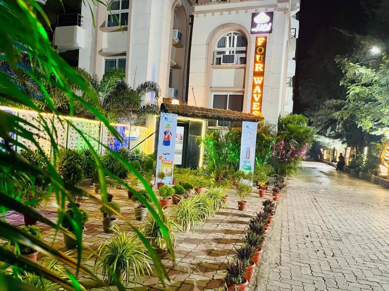 Hotel Four Waves Puri Εξωτερικό φωτογραφία